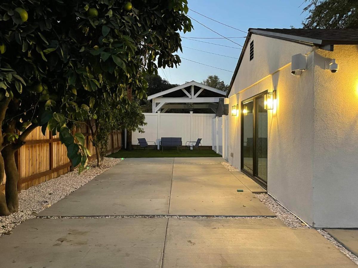 Gated Private House With Own Parking Sherman Oaks 로스앤젤레스 외부 사진