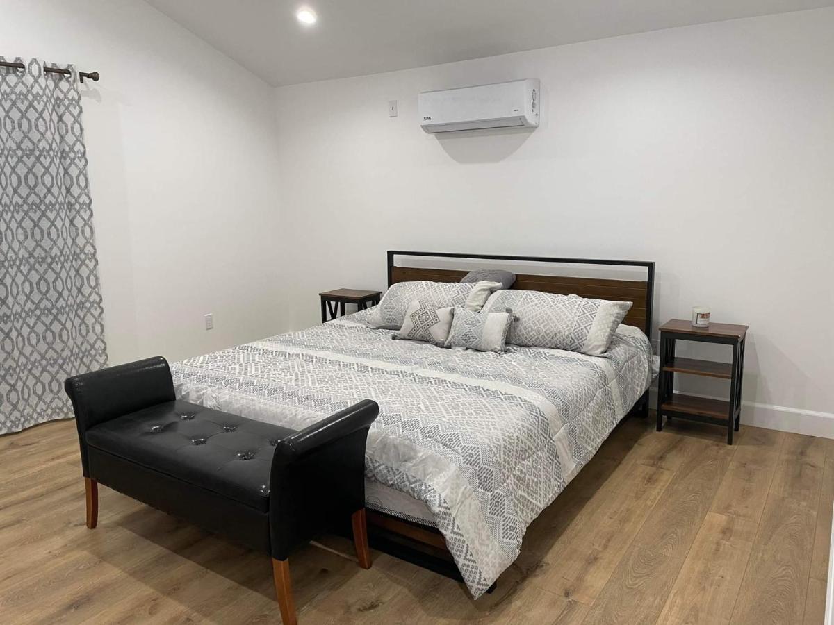 Gated Private House With Own Parking Sherman Oaks 로스앤젤레스 외부 사진