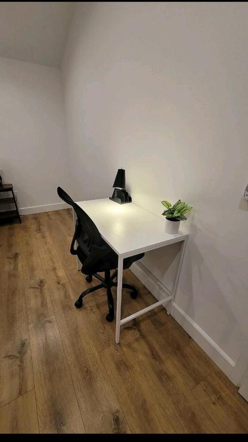 Gated Private House With Own Parking Sherman Oaks 로스앤젤레스 외부 사진