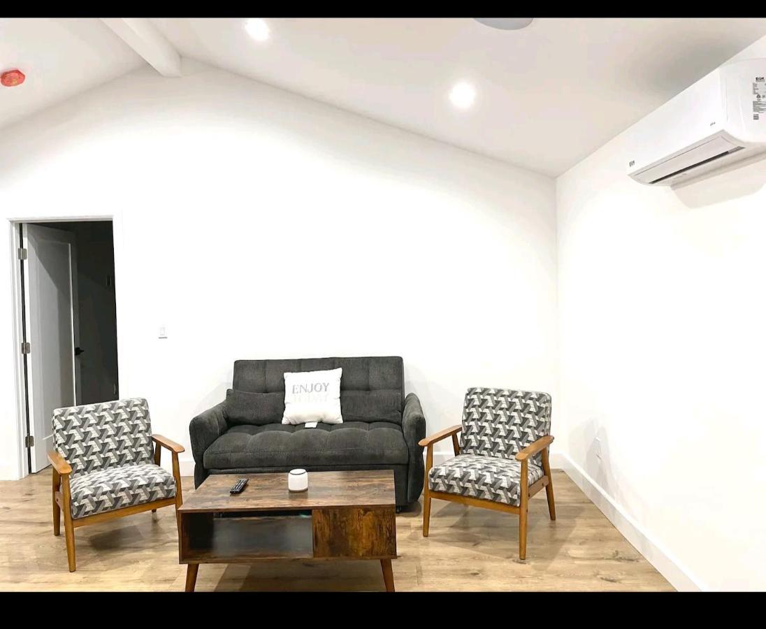 Gated Private House With Own Parking Sherman Oaks 로스앤젤레스 외부 사진