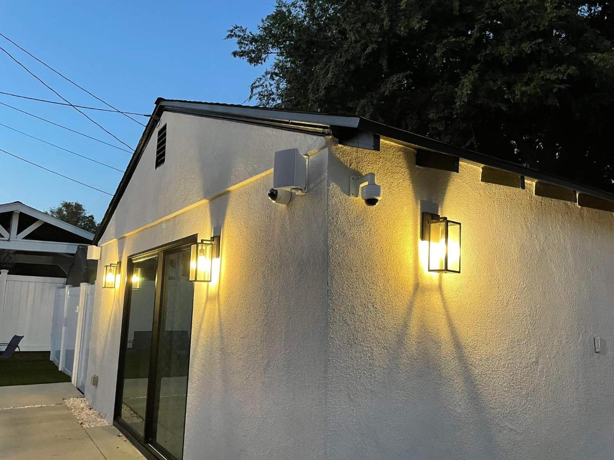Gated Private House With Own Parking Sherman Oaks 로스앤젤레스 외부 사진